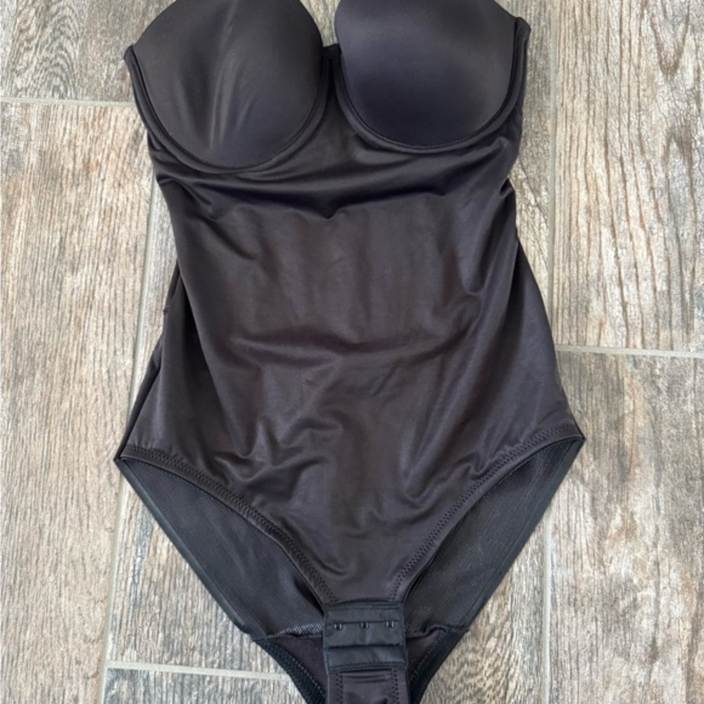 TC Fine Intimates Shape Away Strapless Bodybriefer (Style 4090)